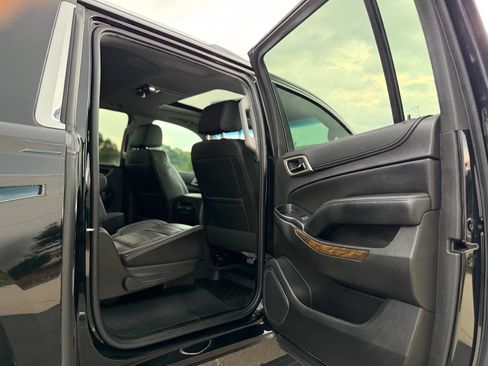 Used 2019 GMC Yukon XL Denali w/ Denali Ultimate Package RWD image 26
