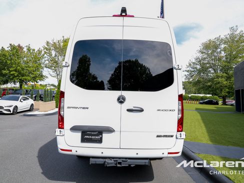 Used 2023 Mercedes-Benz Sprinter 3500 image 7