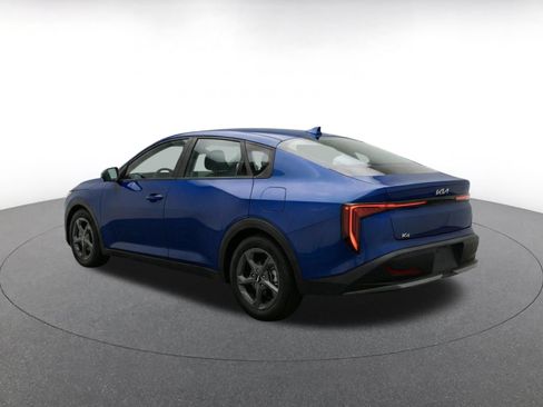 Used 2025 Kia K4 FWD image 7