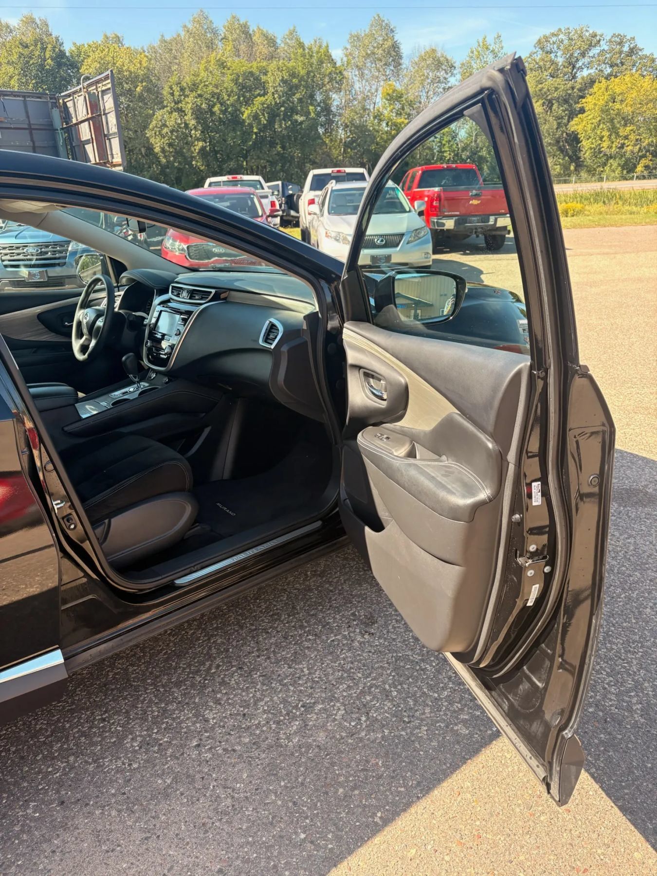 Used 2015 Nissan Murano S AWD/4WD image 26