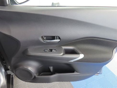 Used 2024 Nissan Kicks SV FWD image 34