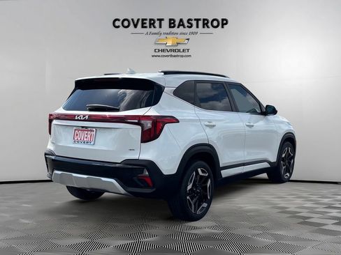 Used 2024 Kia Seltos SX w/ SX Sunroof Package AWD/4WD image 4