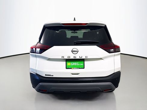 Used 2022 Nissan Rogue S image 8