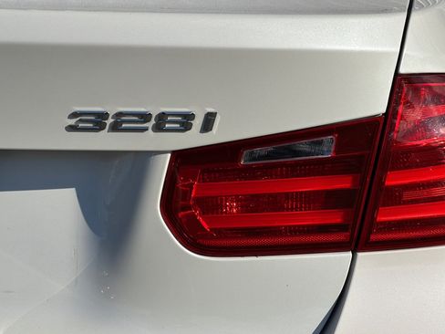 Used 2015 BMW 328i Sedan RWD image 22