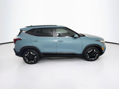 Used 2024 Kia Seltos SX w/ SX Sunroof Package AWD/4WD image 10