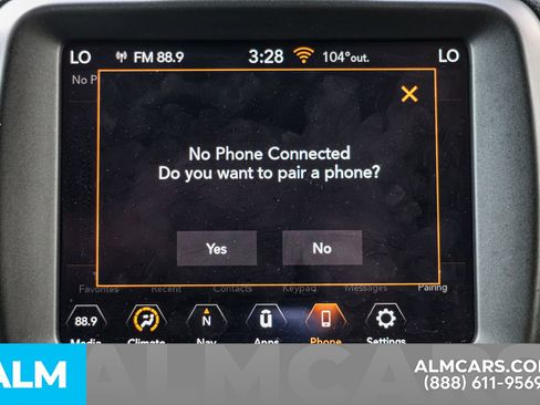 Used 2023 Jeep Renegade Trailhawk image 35