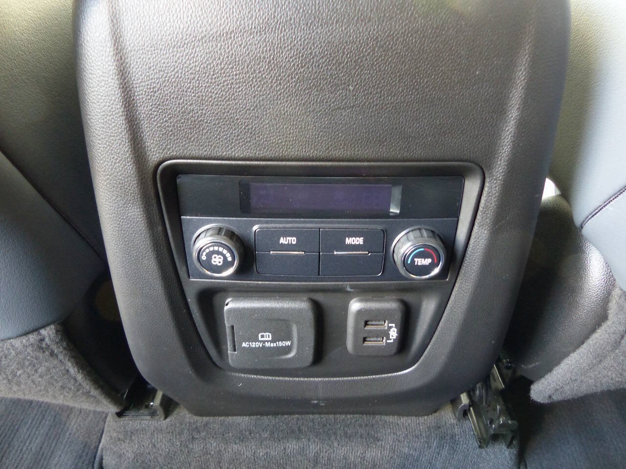 Used 2021 Buick Enclave Essence w/ Sound and Sites Package AWD/4WD image 47