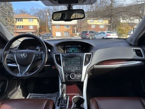 Used 2017 Acura TLX 2.4L image 30
