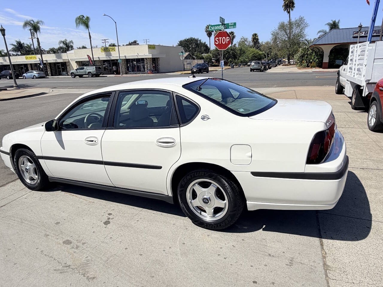 Used 2004 Chevrolet Impala w/ Preferred Equipment Group FWD image 4