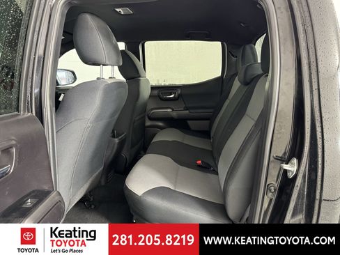 Certified 2023 Toyota Tacoma TRD Off-Road image 17