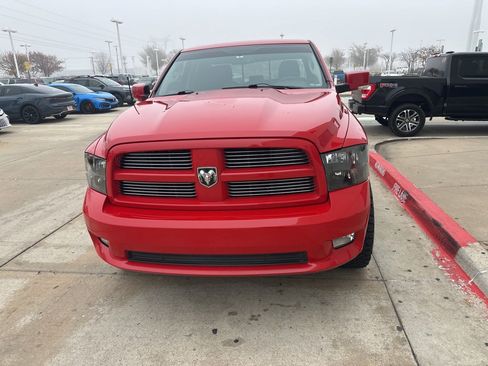 Used 2011 RAM 1500 Sport image 2