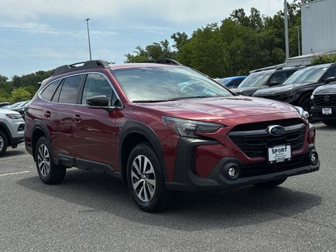 Used 2025 Subaru Outback Premium AWD/4WD image 25
