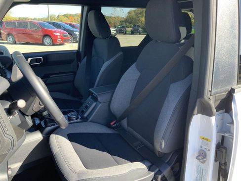 Used 2025 Ford Bronco Big Bend image 6