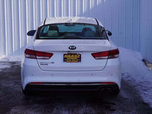 Used 2017 Kia Optima LX w/ Convenience Package image 5