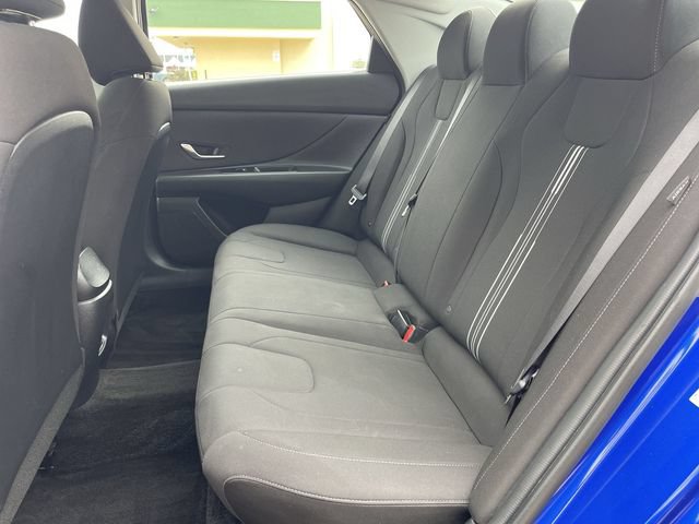 Used 2024 Hyundai Elantra SEL FWD image 13