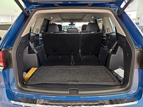New 2026 Volkswagen Atlas SE image 13
