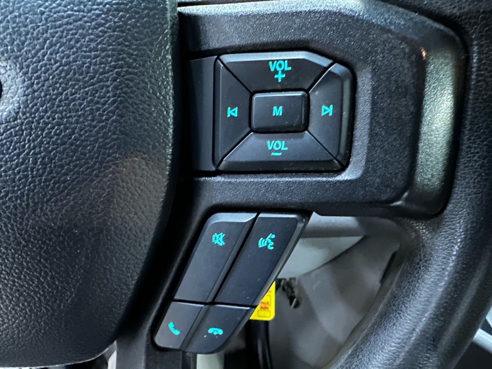 Certified 2024 Ford E-350 and Econoline 350 Super Duty w/ Power Windows & Locks Group RWD image 37