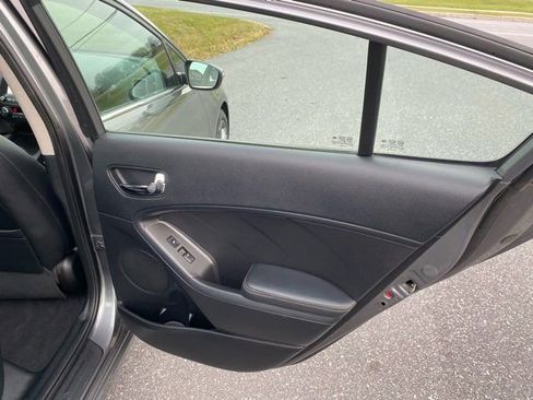 Used 2015 Kia Forte EX w/ Premium Package image 24