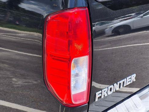 Used 2016 Nissan Frontier S RWD image 13