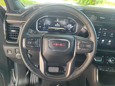 Used 2026 GMC Sierra 2500 AT4 w/ AT4 Premium Plus Package AWD/4WD image 24