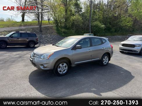 Used 2013 Nissan Rogue S image 1