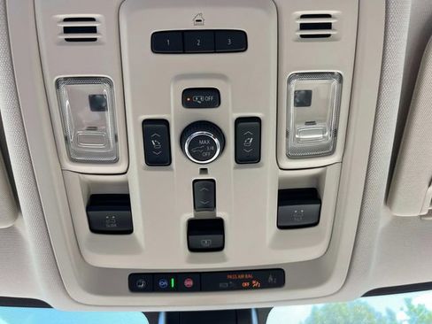 Used 2022 GMC Yukon Denali w/ Max Trailering Package AWD/4WD image 35