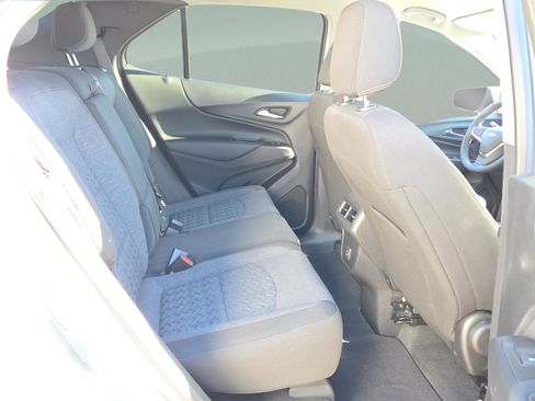 Used 2024 Chevrolet Equinox LT image 18