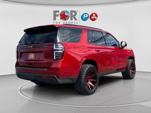 Used 2021 Chevrolet Tahoe Z71 w/ Z71 Signature Package AWD/4WD image 5