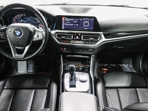 Used 2022 BMW 230i Coupe w/ Convenience Package RWD image 13