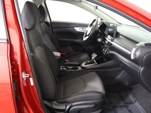 Used 2024 Kia Forte LXS image 29