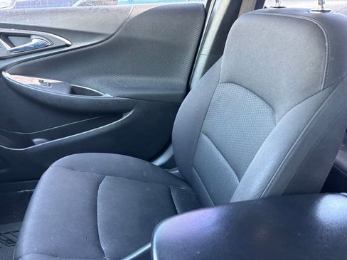 Used 2017 Chevrolet Malibu LS image 10