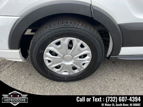 Used 2020 Ford Transit 350 XLT image 24