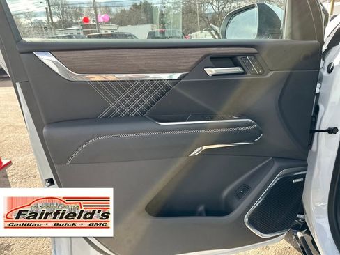 New 2026 GMC Acadia Denali w/ Super Cruise Package image 10