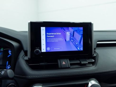 Used 2024 Toyota RAV4 XLE image 16