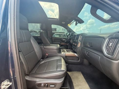 Used 2020 Chevrolet Silverado 2500 High Country w/ Z71 Off-Road Package AWD/4WD image 22