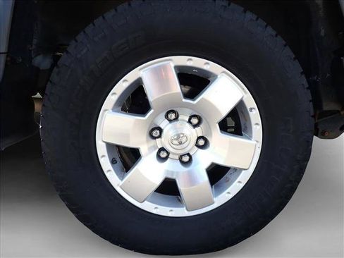Used 2008 Toyota FJ Cruiser 4WD image 7