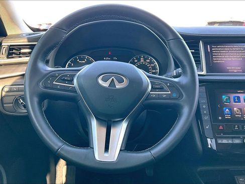 Certified 2025 INFINITI QX50 Luxe image 7