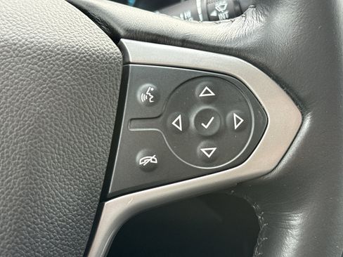 Used 2017 Chevrolet Colorado LT w/ LT Convenience Package RWD image 19