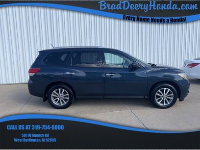 Used 2013 Nissan Pathfinder SV
