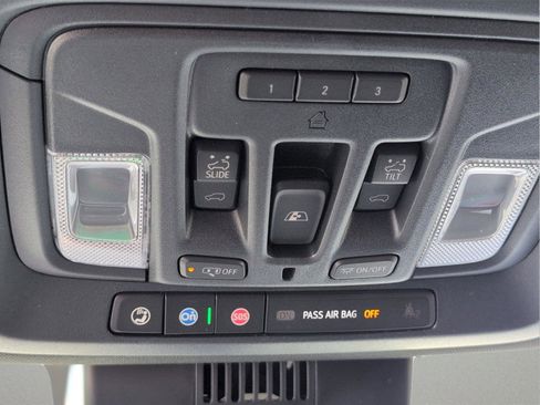 New 2026 GMC Sierra 1500 AT4 w/ AT4 Premium Package image 17