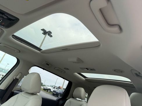 New 2026 Kia Carnival SX Prestige image 11