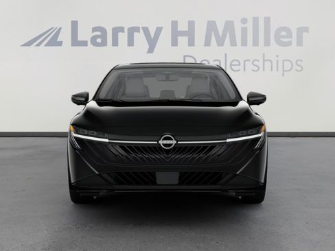 New 2026 Nissan Sentra SL w/ Floor Mat Package FWD image 2