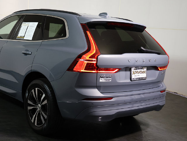 Used 2023 Volvo XC60 B5 Core AWD/4WD image 11