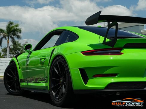 Used 2019 Porsche 911 GT3 RS w/ Weissach Package RWD image 50