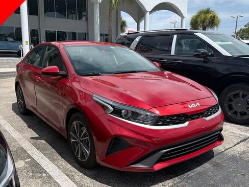 Certified 2024 Kia Forte LXS FWD image 2