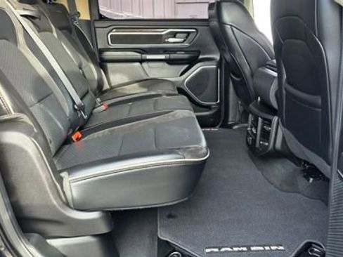 Used 2019 RAM 1500 Laramie image 13