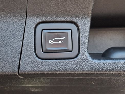 Used 2019 GMC Acadia Denali AWD/4WD image 33