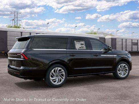 New 2027 Lincoln Navigator L Reserve AWD/4WD image 6