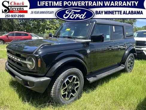 New 2026 Ford Bronco Outer Banks AWD/4WD image 1