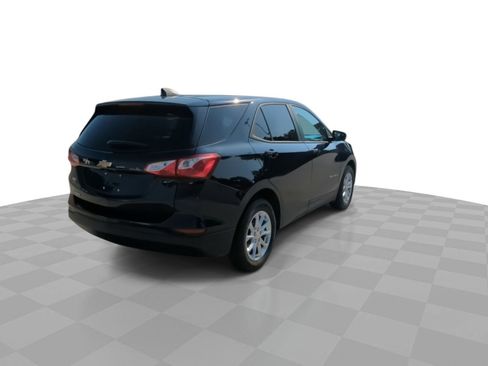 Certified 2021 Chevrolet Equinox LS w/ LPO, Cargo Package FWD image 8